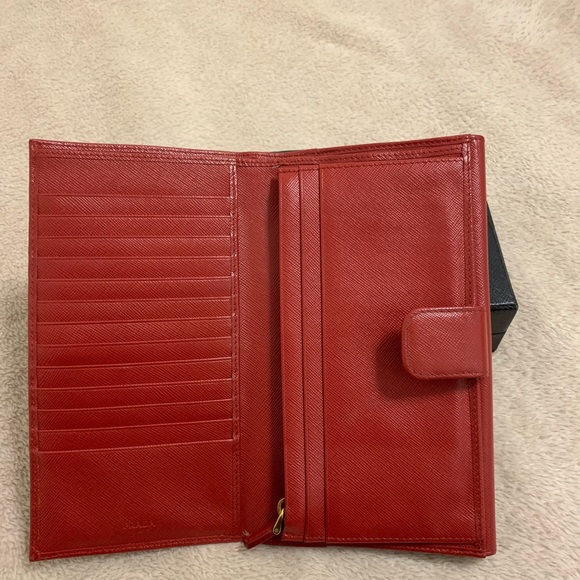 Prada Fuoco Saffiano metal leather long flap wallet - Picture 3 of 4